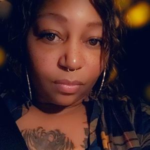 Meet your Posher, Nikie